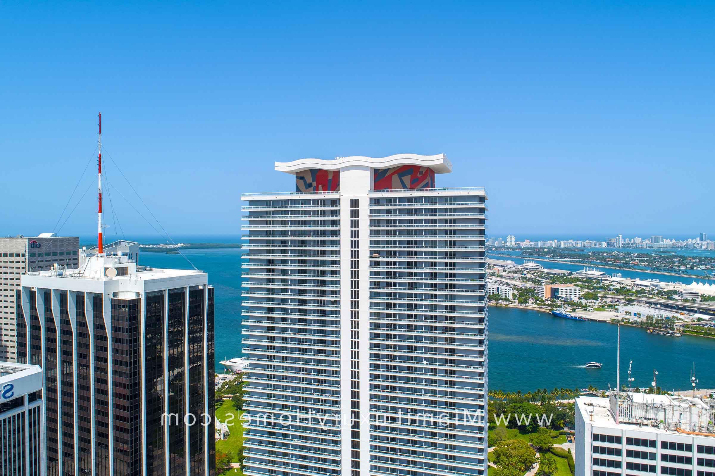 50 Biscayne Condos in Downtown Miami