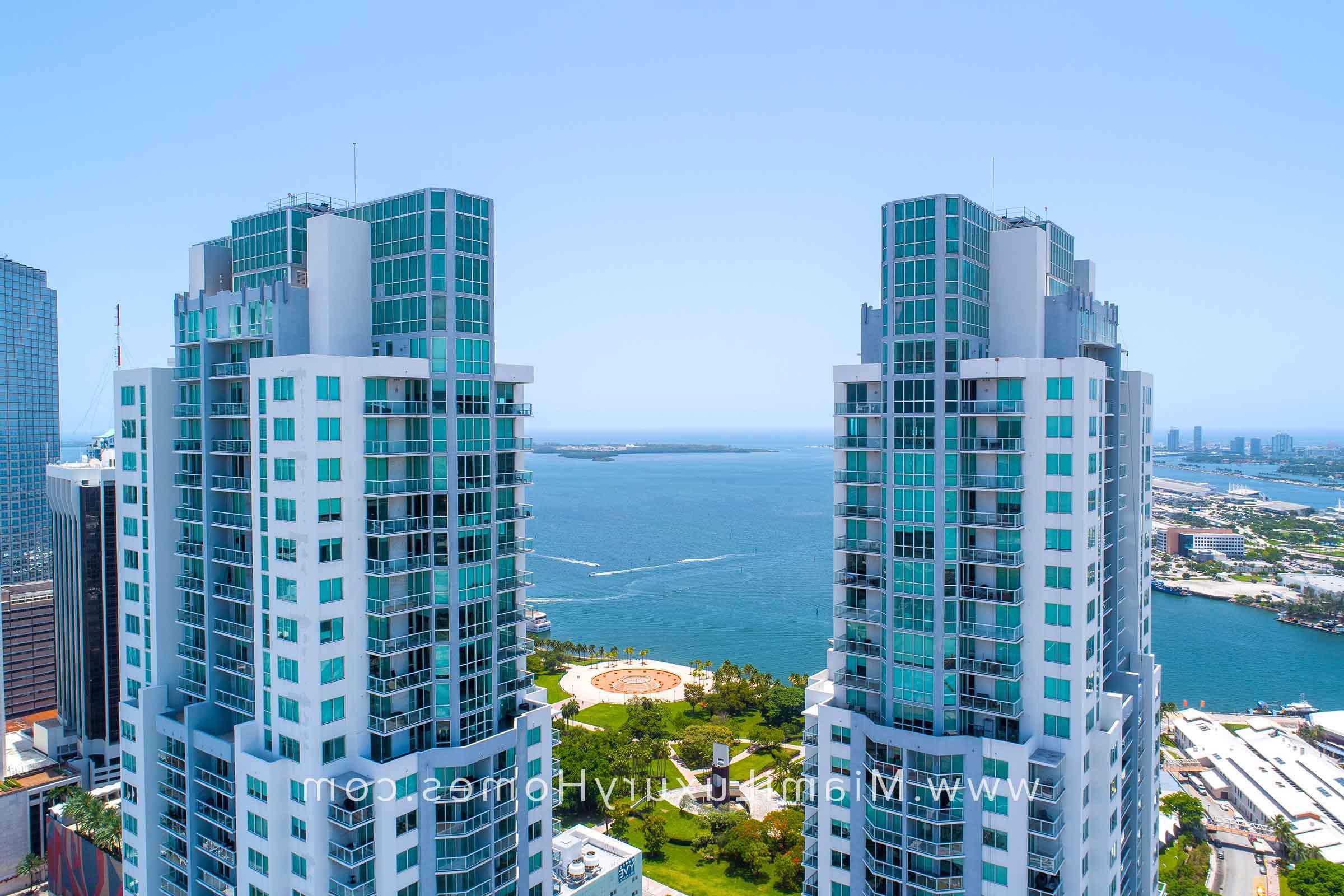 Vizcayne Condo Buildings in Downtown Miami